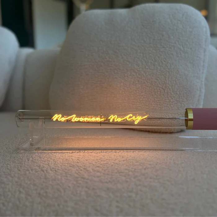 Ampoule décorative LED “No Woman No Cry” – Message In The Tube - Elements Lighting
