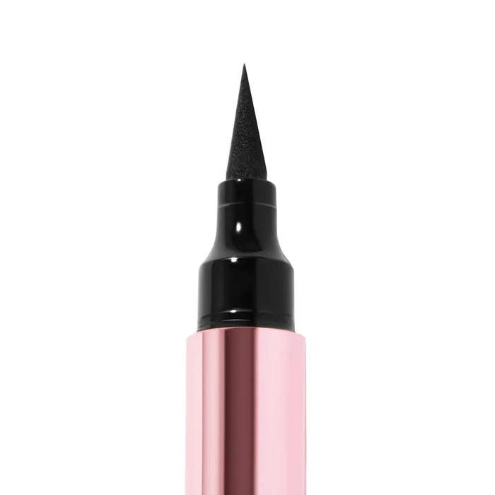 BEAUTY CREATIONS Overachiever Liquid mashes ايلاينر سائل من بيوتي كرييشنز