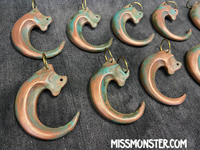 COLD CAST COPPER CLAW PENDANT