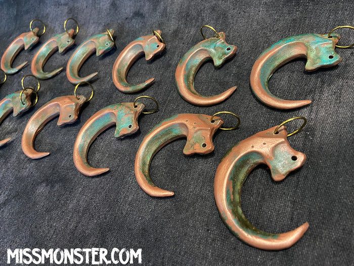 COLD CAST COPPER CLAW PENDANT
