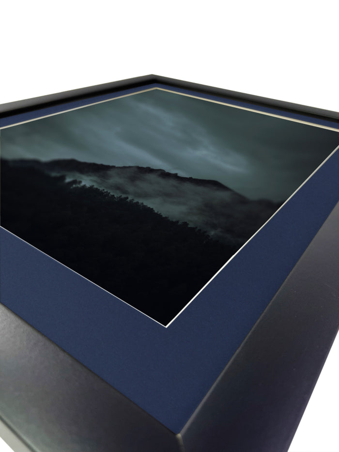 Deep Blue, Mat