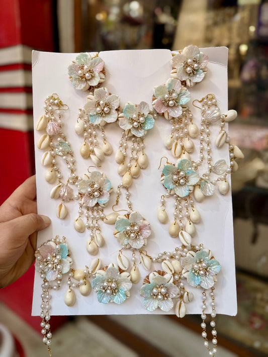 Frosted Dual Shade Shells Jewellery K122