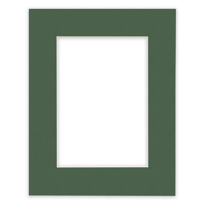Hunter Green, Mat