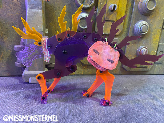 LASER HOUND - POSEABLE ACRYLIC FIGURE NUMBER 17