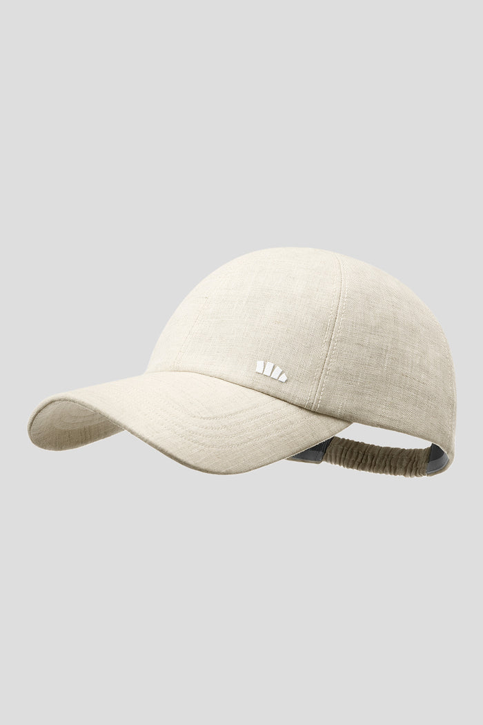 F / Milk White
