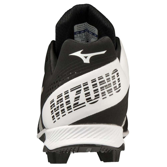 The Mizuno Wave Lightrevo TPU Men’s Molded Baseball Cleats (320681) in black and white feature bold MIZUNO branding and logo on the heel, plus a durable TPU outsole for top performance.
