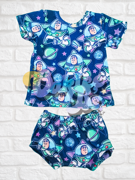 Space Guy Tee & Shorties